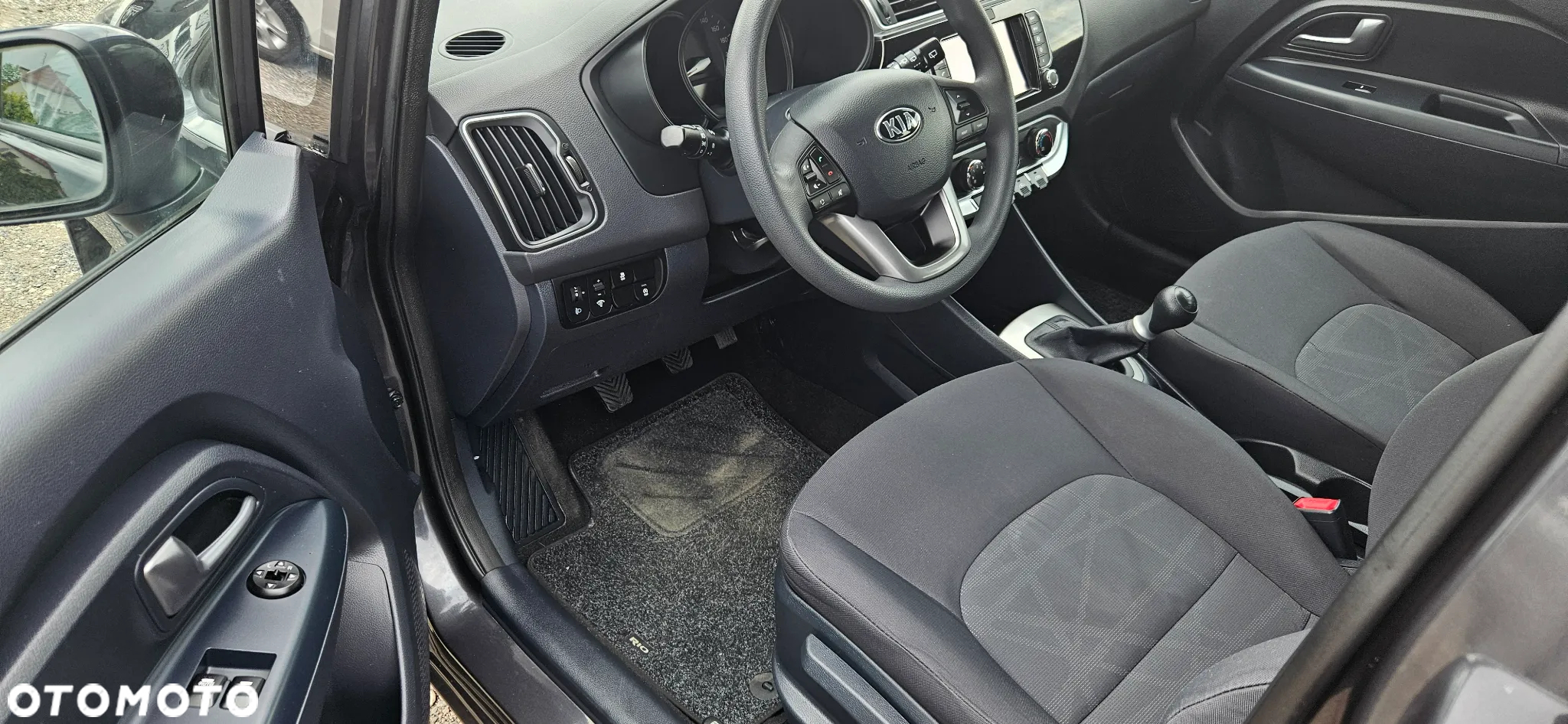Kia Rio 1.2 Business Line Plus - 8