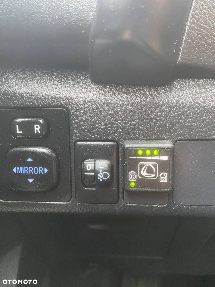 Toyota Auris Hybrid 135 Active - 21
