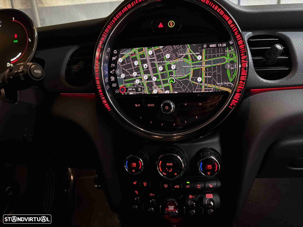 MINI 3 Portas John Cooper Works - 12
