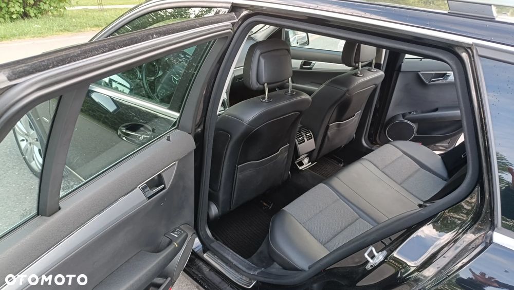 Mercedes-Benz Klasa C 200 CDI DPF Automatik BlueEFFICIENCY - 9