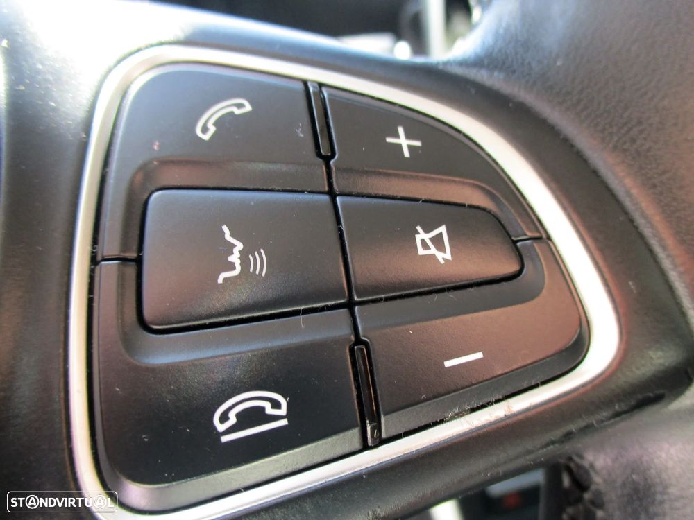 Mercedes-Benz GLA 180 d 7G-DCT Style - 18