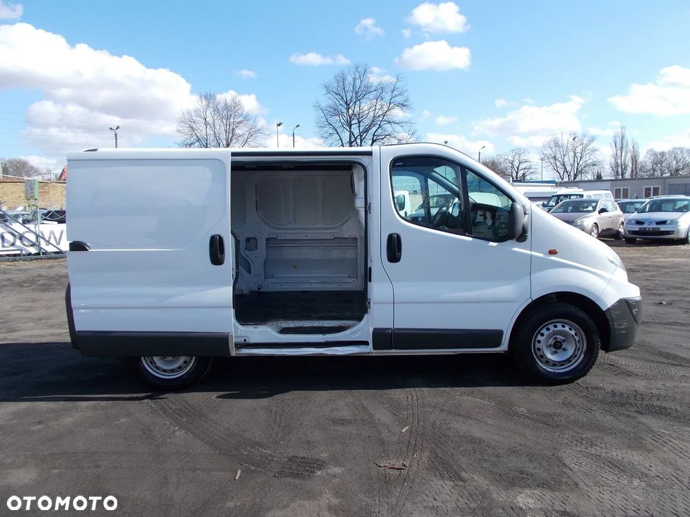 Renault Trafic - 6