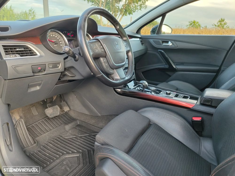 Peugeot 508 RXH 2.0 HDi Hybrid4 2-Tronic - 32