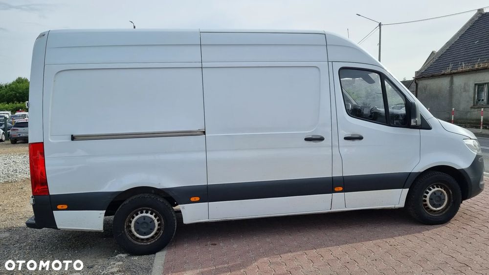 Mercedes-Benz Sprinter - 15