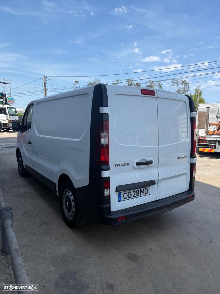 Renault Trafic - 7