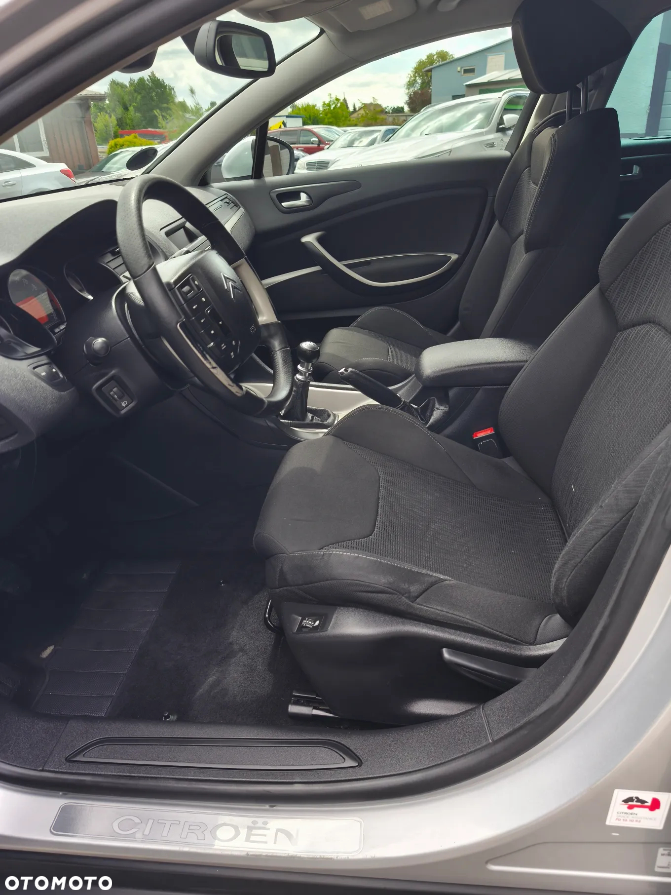 Citroën C5 2.0 HDi Attraction - 17