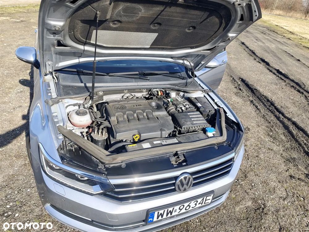 Volkswagen Passat - 19