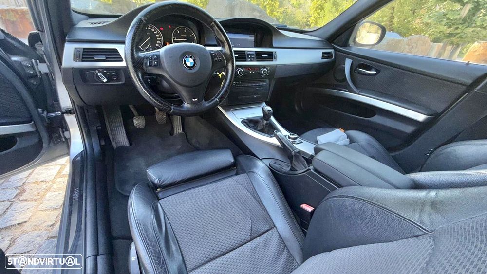 BMW 320 d Navigation - 10
