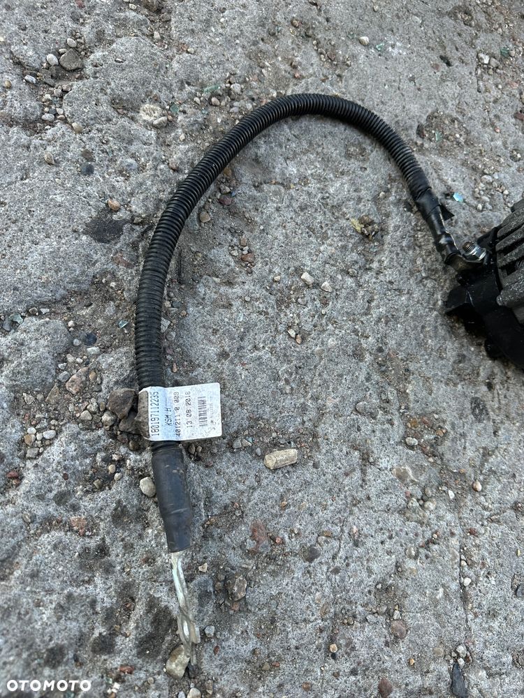MERCEDES om 651 alternator 2,2 cdi 6pk 200A  sprinter 906 vito 447  v klasa przewód - 6