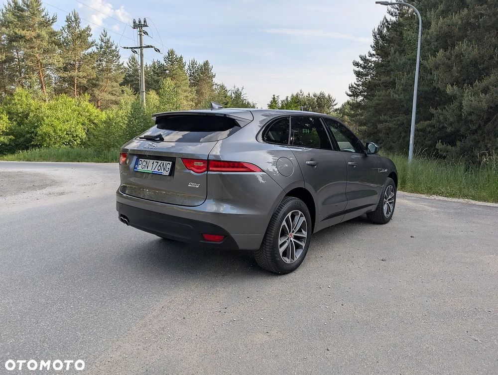 Jaguar F-Pace 20d AWD R-Sport - 12