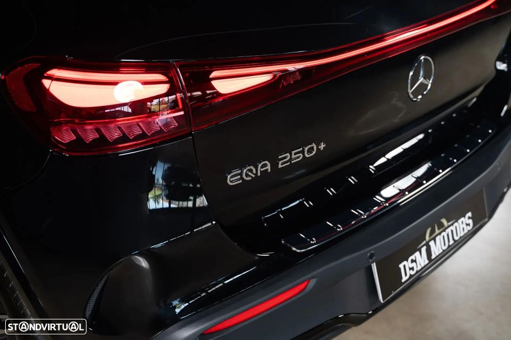 Mercedes-Benz EQA - 9