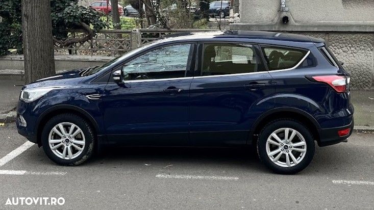 Ford Kuga 2.0 TDCi 2WD Trend - 4