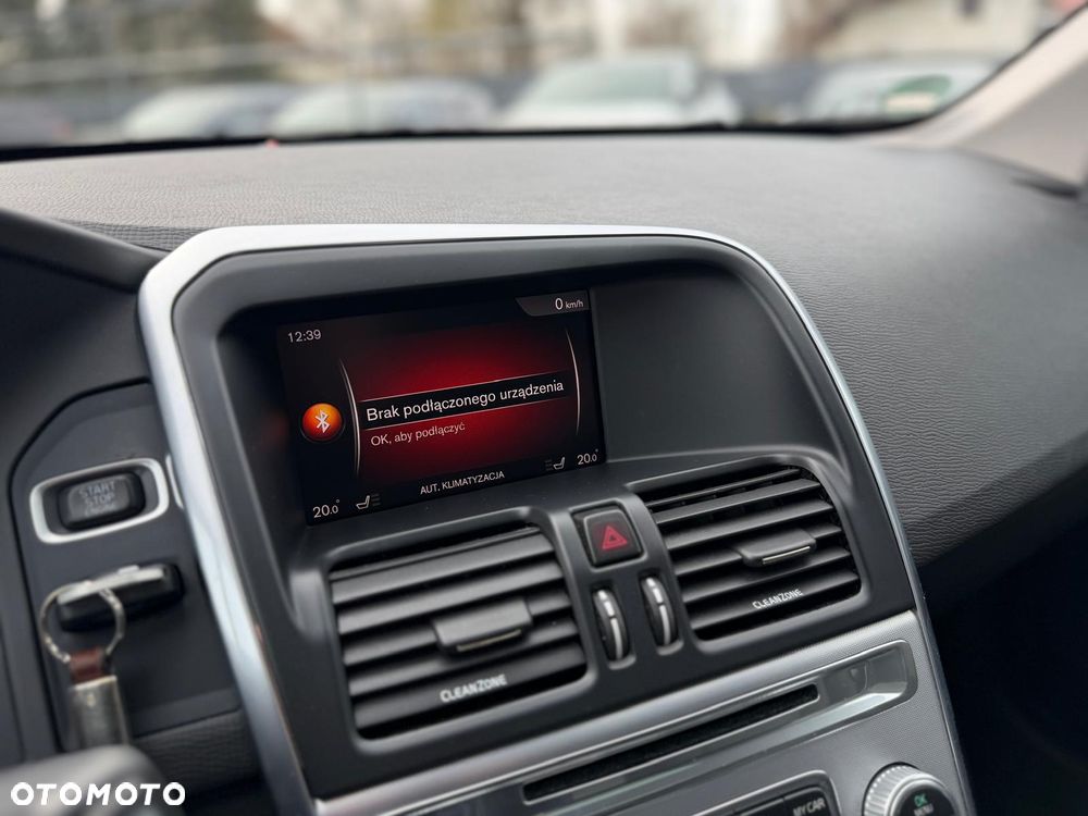 Volvo XC 60 D4 Geartronic Summum - 28