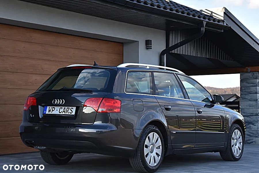 Audi A4 Avant 2.0 TDI - 13