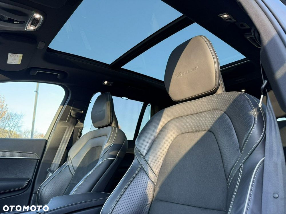 Volvo XC 90 D5 AWD R-Design 7os - 16