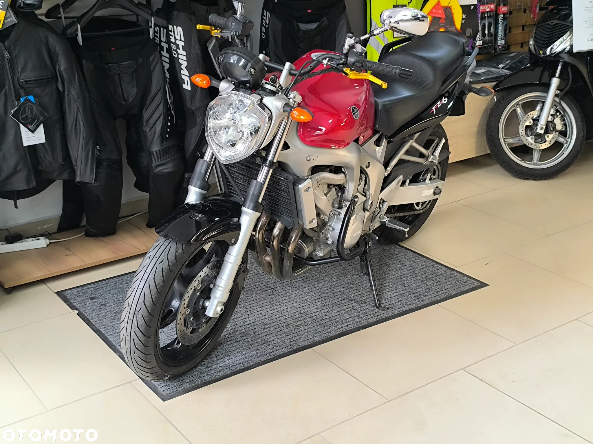 Yamaha FZ6 - 21