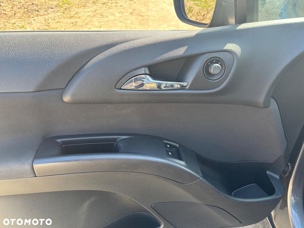 Opel Meriva 1.4 T Cosmo - 22
