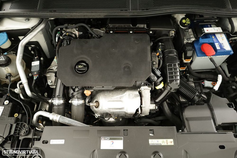 Peugeot 308 1.5 BlueHDi GT EAT8 - 24