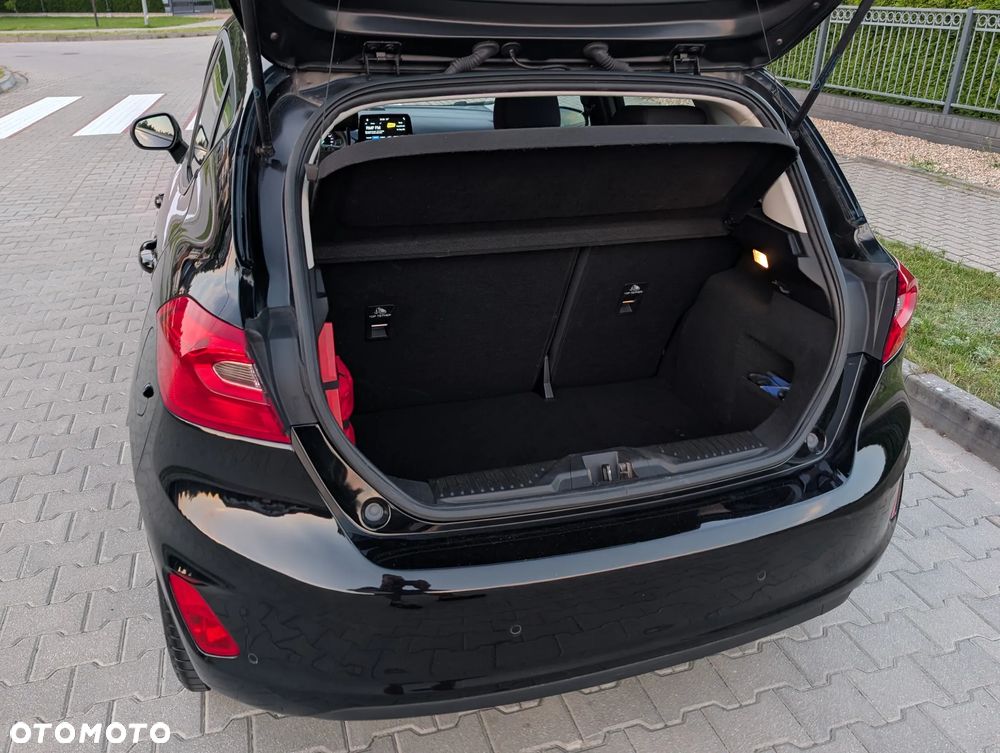 Ford Fiesta 1.5 TDCi SYNC Edition - 37