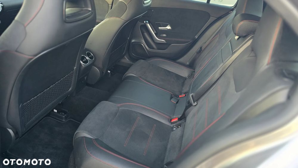 Mercedes-Benz Klasa A 200 AMG Line 7G-DCT - 13