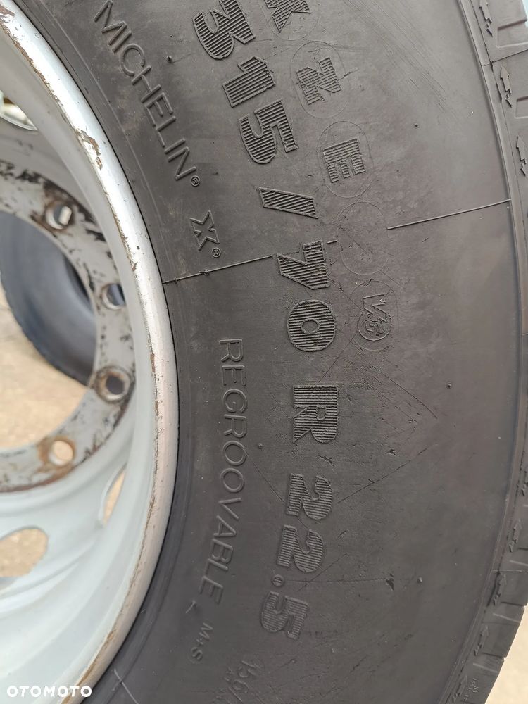 Opona prowadząca Michelin X Multiway 3D 315/70/22,5" - 5