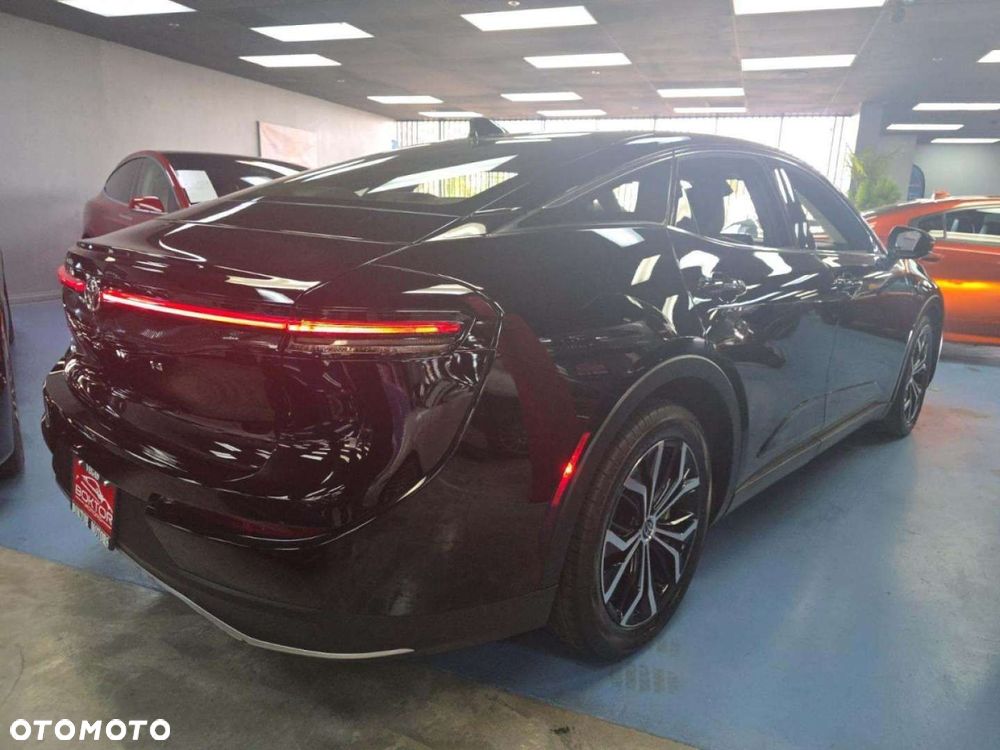 Toyota Crown - 4