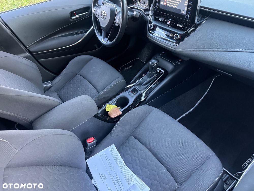 Toyota Corolla 2.0 Hybrid Comfort - 11