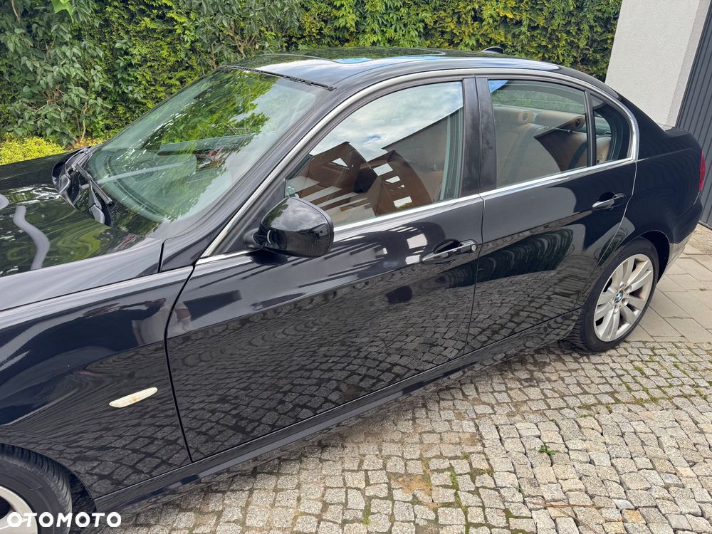 BMW Seria 3 325d DPF Edition Sport - 5