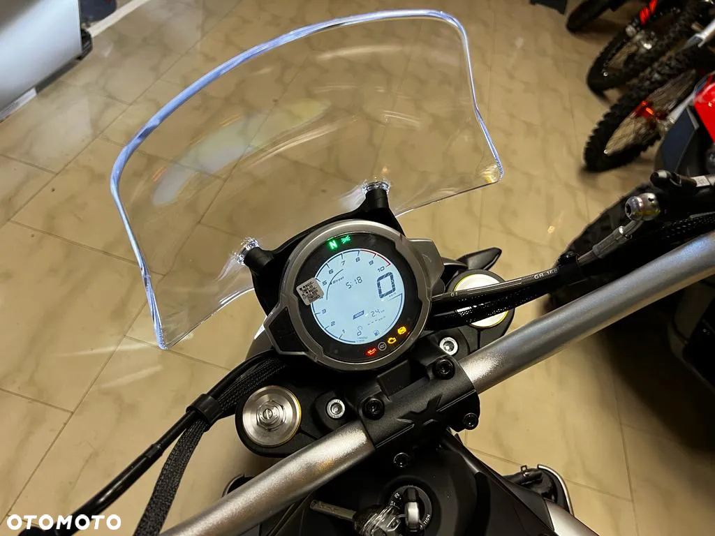 CFMoto CL-X - 35