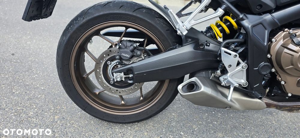 Honda CB - 8