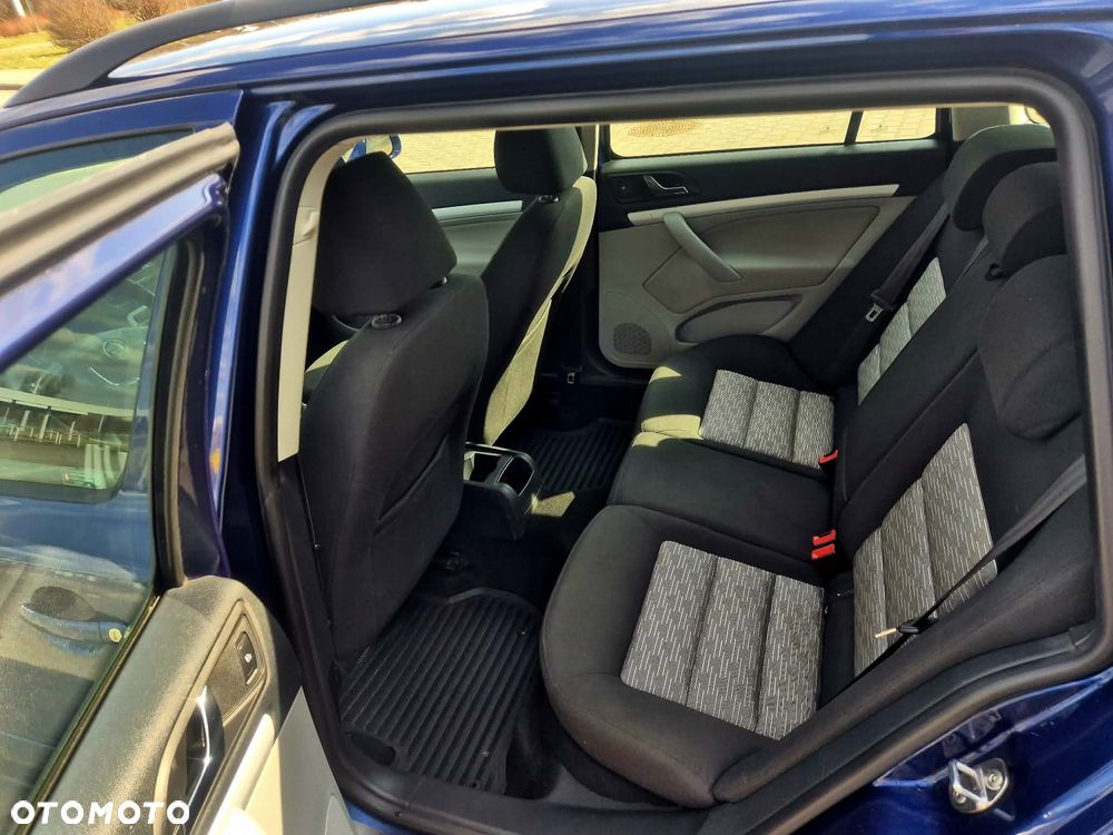 Skoda Octavia - 8