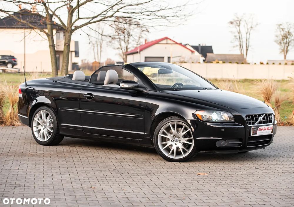 Volvo C70 2.4i Summum - 2