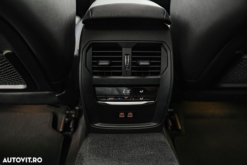 BMW Seria 3 320e Aut. M Sport - 32
