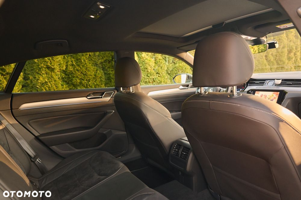 Volkswagen Arteon 2.0 TSI 4Motion R DSG - 30