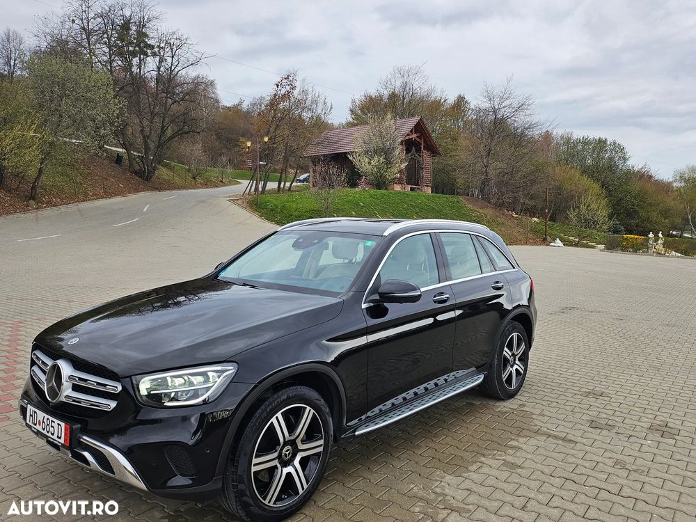 Mercedes-Benz GLC 300 d 4MATIC - 1