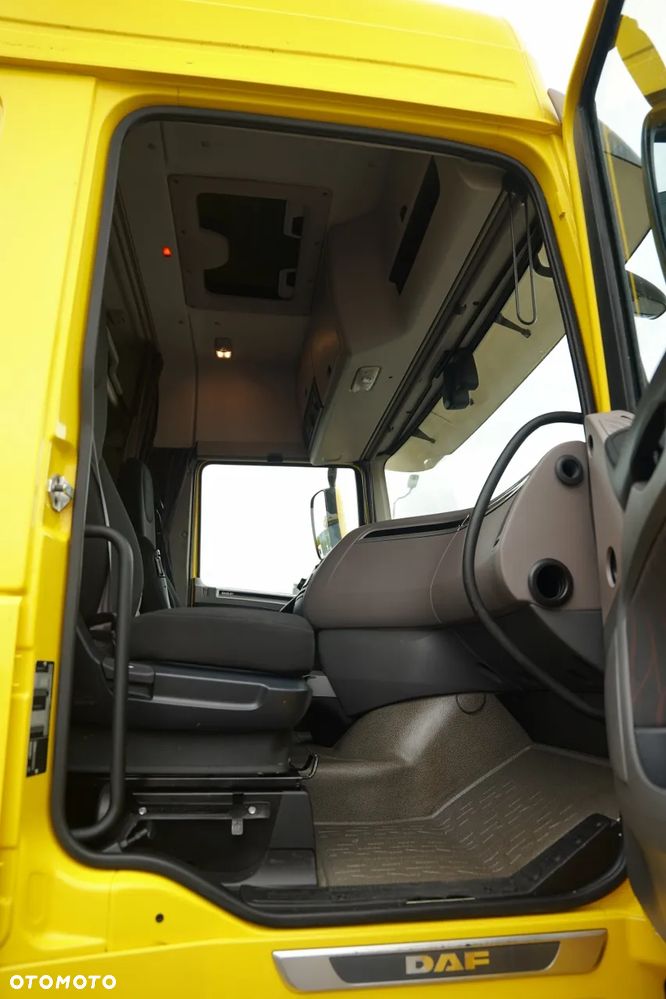 DAF XF 530 / SPACE CAB / OPONY 100% / CAŁY NA PODUSZKACH / EURO 6 - 35