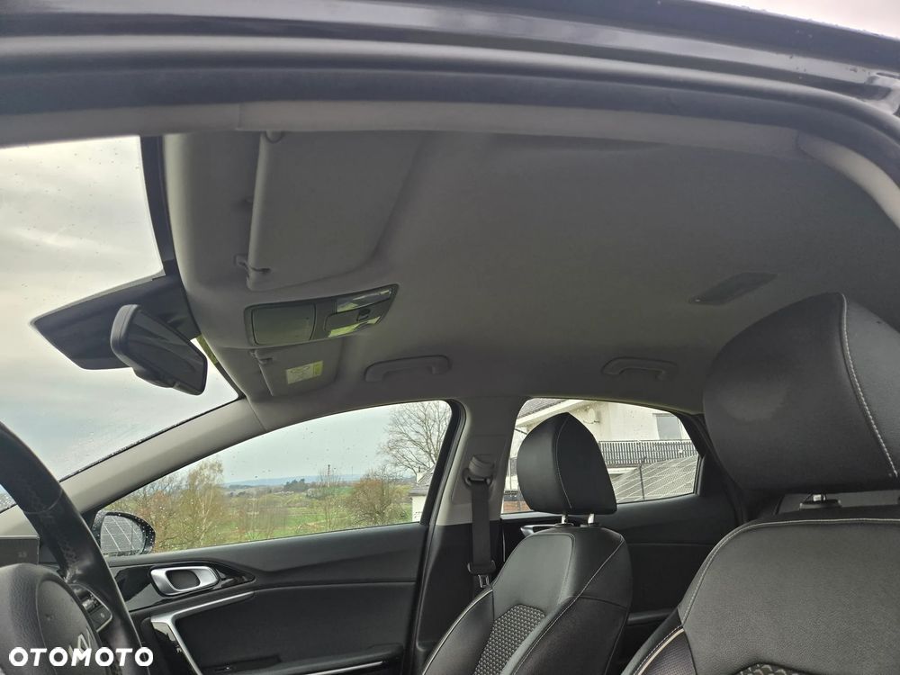 Kia XCeed 1.5 T-GDI OPF XDITION - 24