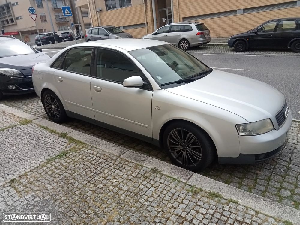 Audi A4 1.9 TDI m6 - 1