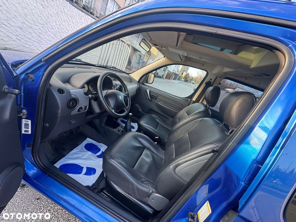 Peugeot Partner - 11