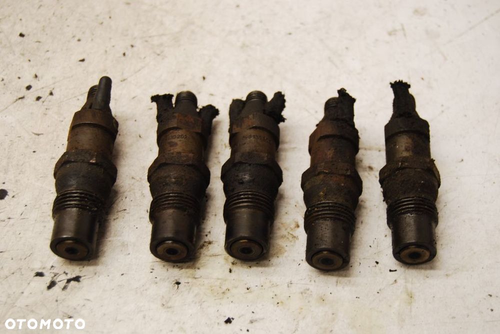 WTRYSKIWACZ VW T4 2.4 CADDY 068130202A 068130202 - 5