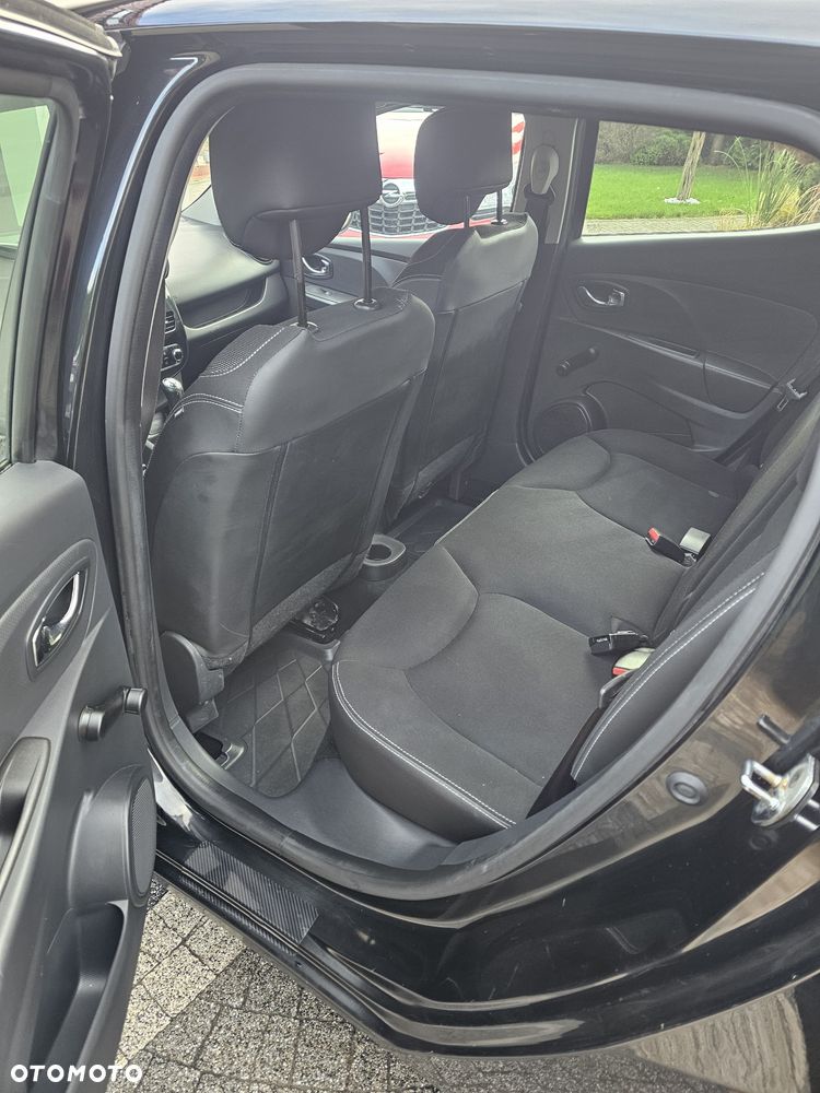 Renault Clio - 6