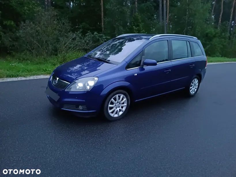 Opel Zafira - 1