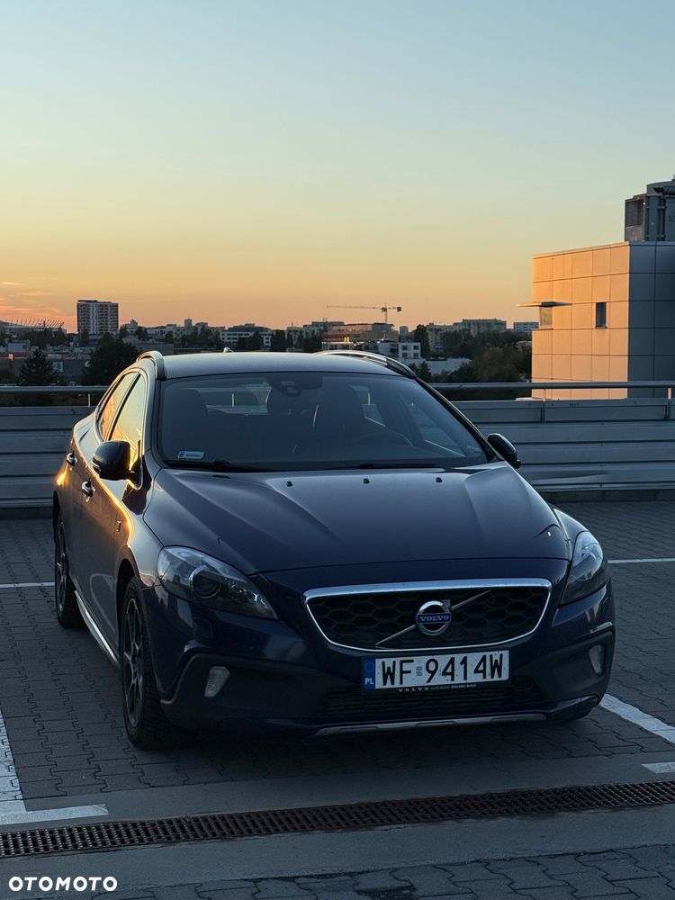 Volvo V40 Cross Country T4 AWD Drive-E Ocean Race - 3