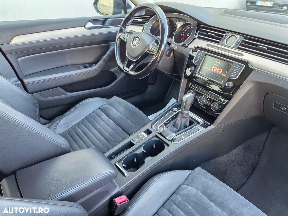 Volkswagen Passat 2.0 TDI DSG Highline - 7