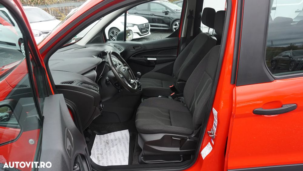 Ford Tourneo Connect 1.5 EcoBlue Start-Stop Titanium - 6