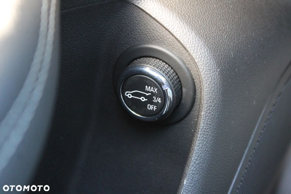 Opel Insignia Sports Tourer 2.0 Diesel Exclusive - 27