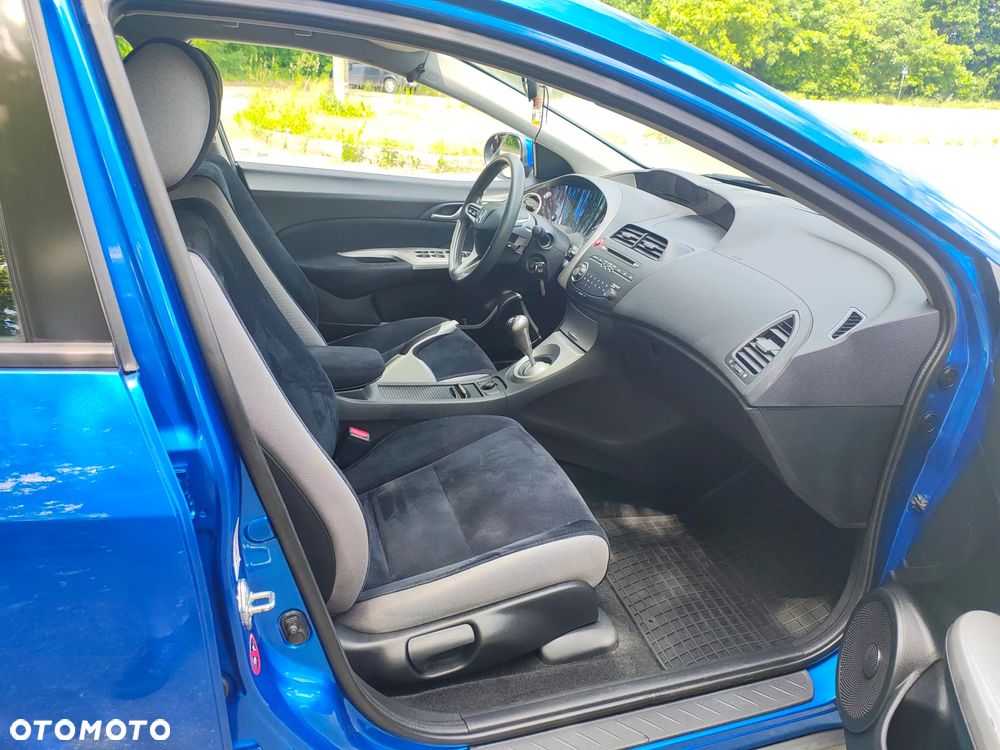Honda Civic 1.4 Comfort - 22