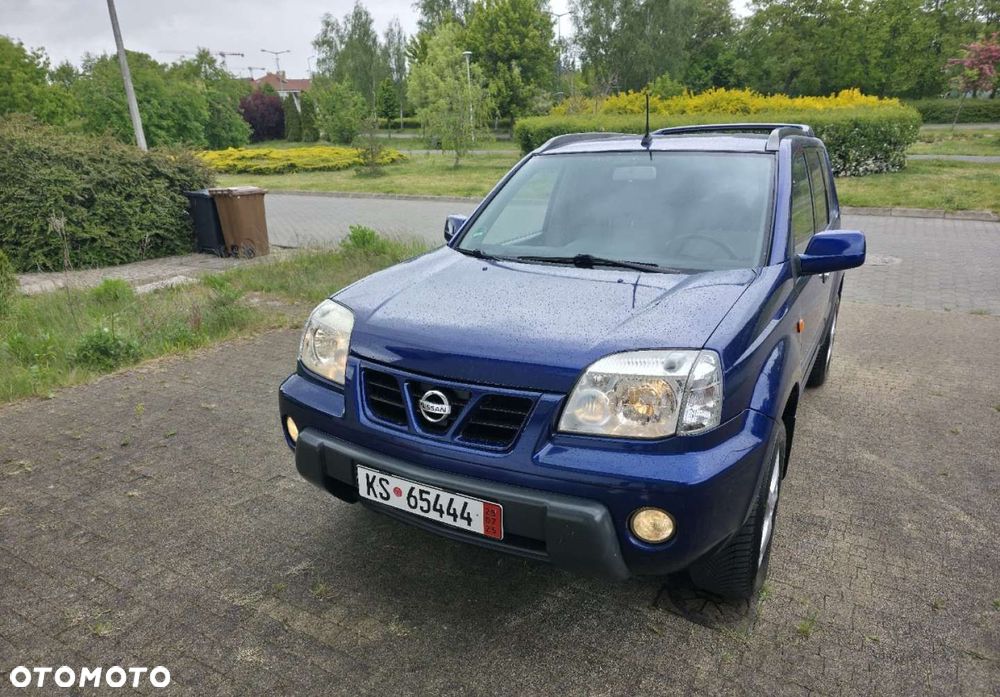 Nissan X-Trail - 2