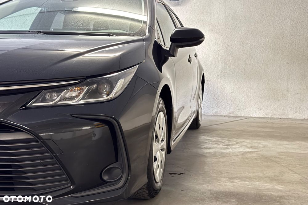 Toyota Corolla 1.8 Hybrid Active - 9