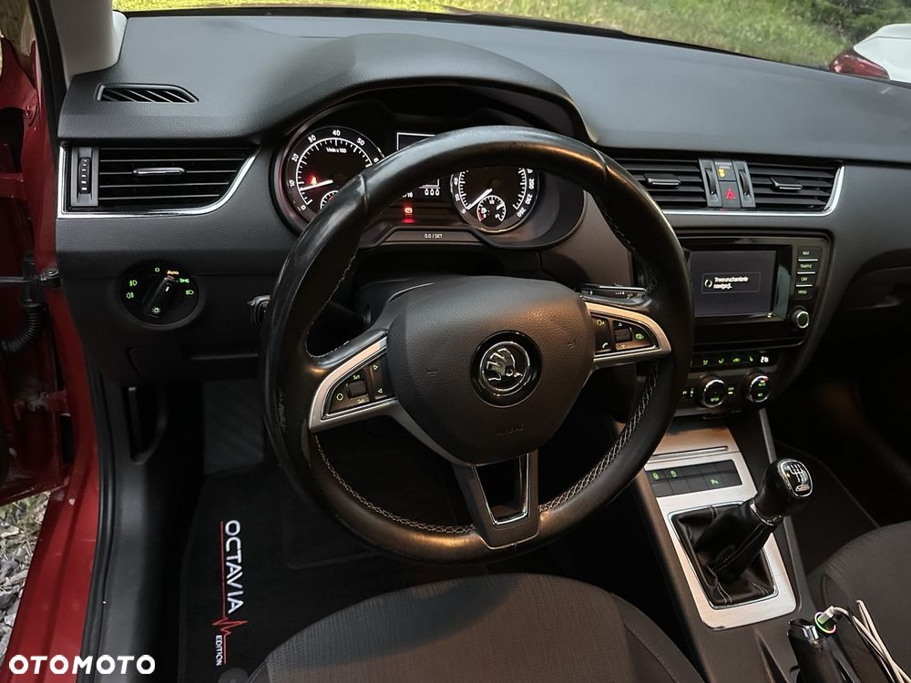 Skoda Octavia 1.4 TSI Edition - 17